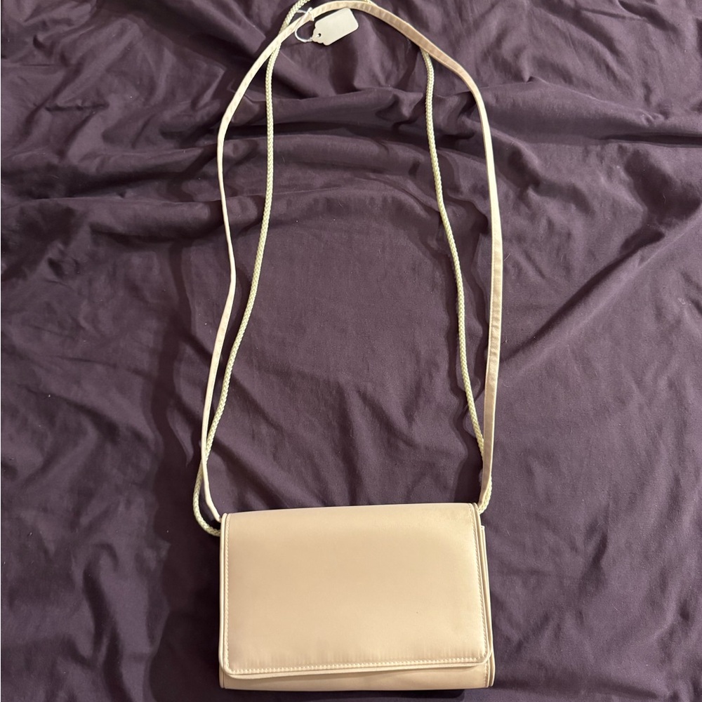 Vintage Carlo Fellini Classic Crossbody Cream Purse